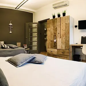  Holiday home Suite11